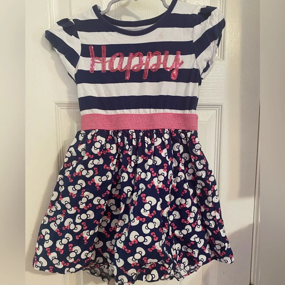 Hello Kitty Dress - Picture 1 of 9